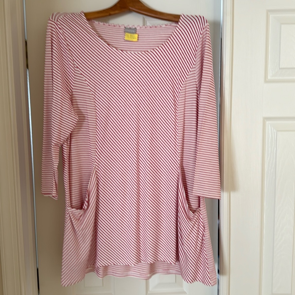 Chico’s tunic top!  Red & white sz 2.  Freshly cleaned and ready to wear